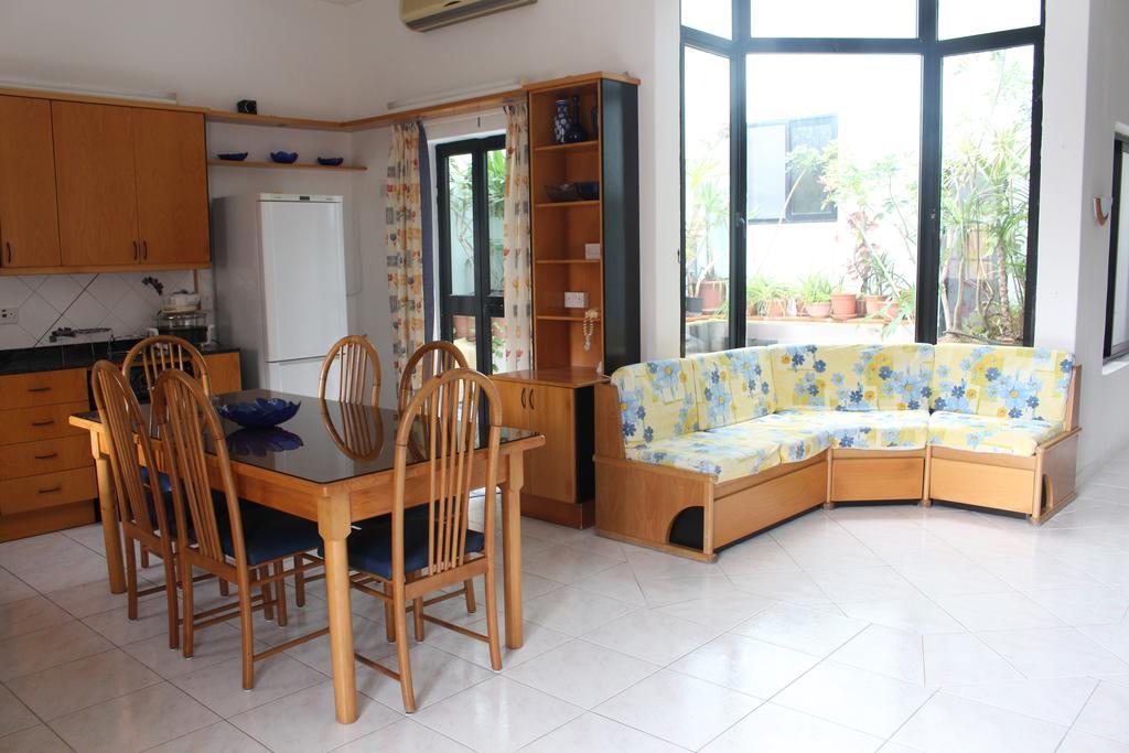 The Roof Garden Maisonette Appartement Marsaskala